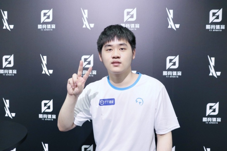 评分主要基 评分主要基